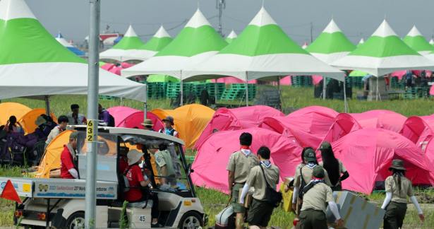 தென் கொரியாவில் வெப்ப அலை எச்சரிக்கை- உலக சாரணர் கூட்டம்